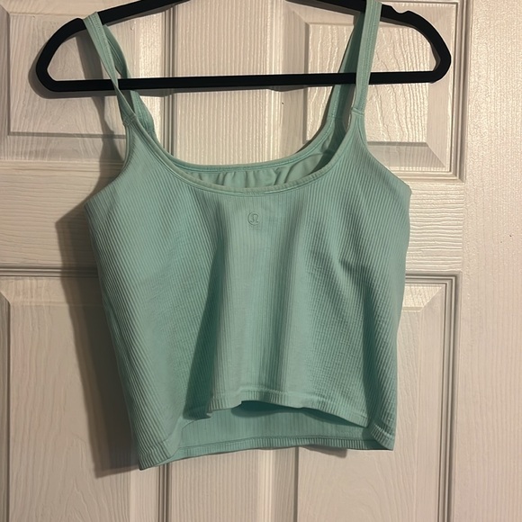 Lululemon Ebb to Street Scoop-Neck Cropped Tank Top *Light Support, B/C Cup - Picture 2 of 3